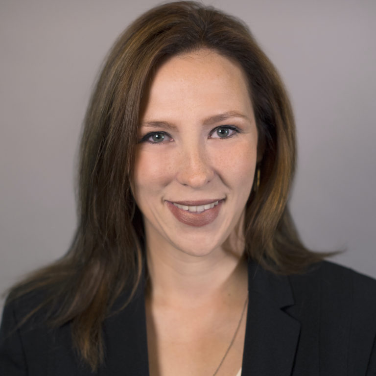 Erin Lezvow
