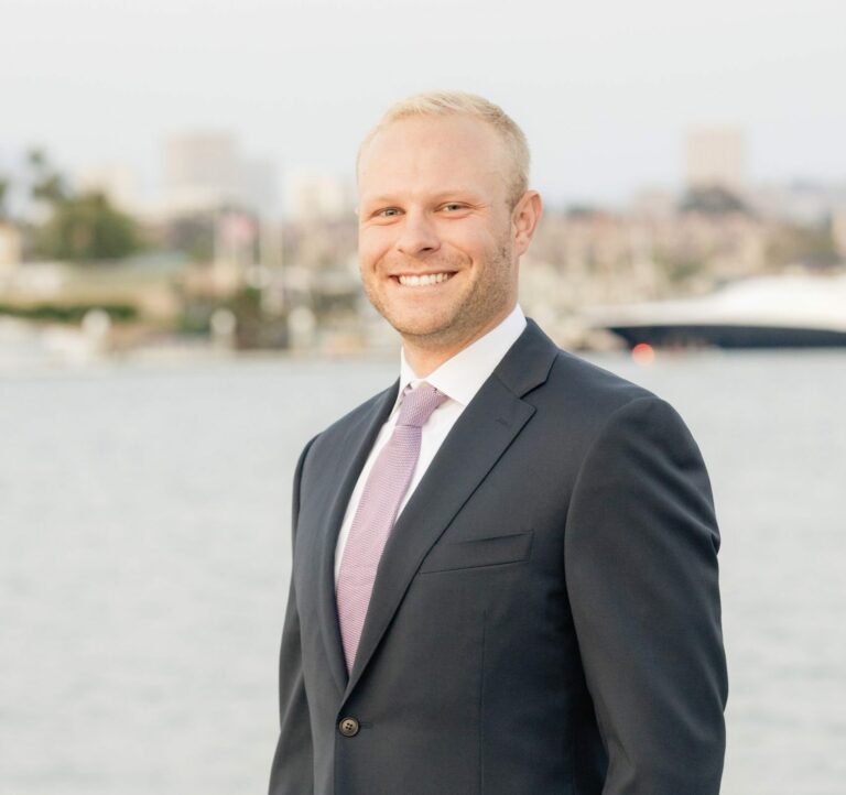 Spinnaker-Eric_Professional-Shot-scaled